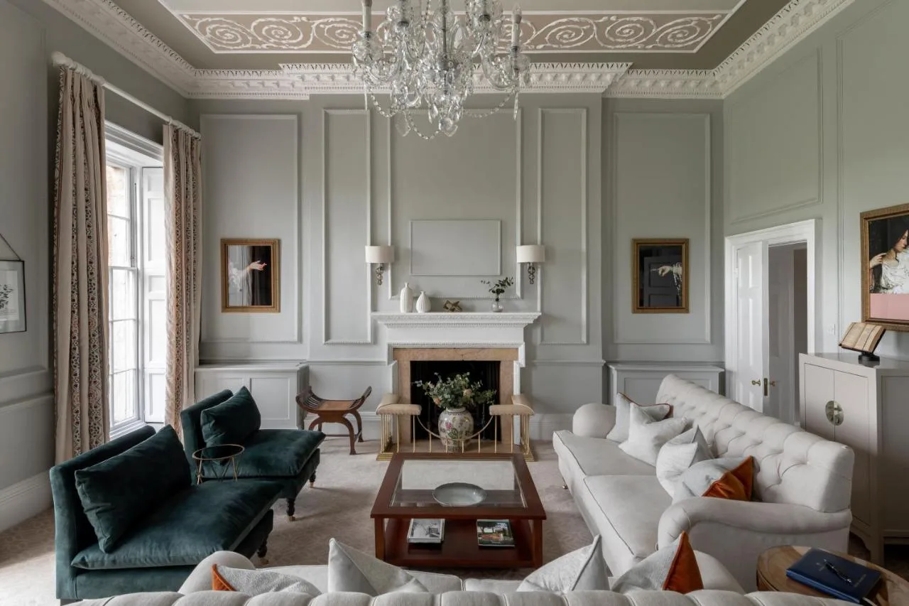 Luxury Suite